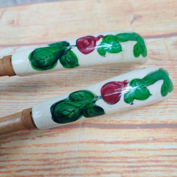 Vintage Salad Serving Set Spoon Fork Wood Ceramic Handle Handpainted Turnip - Picture 4 of 7